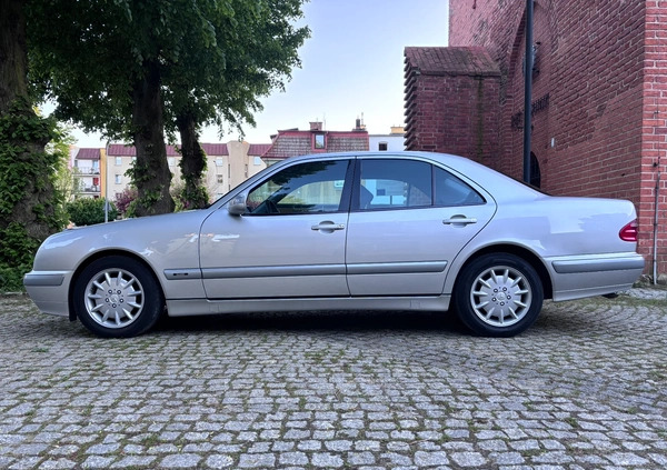 Mercedes-Benz Klasa E cena 29900 przebieg: 176650, rok produkcji 2000 z Lębork małe 352